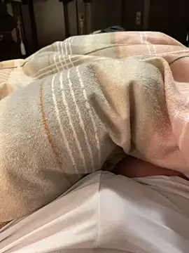 Snapshot of gamdschie49 chatting on 03/20/25, 08:40 gamdschie49 online show from 03/20/25, 08:40