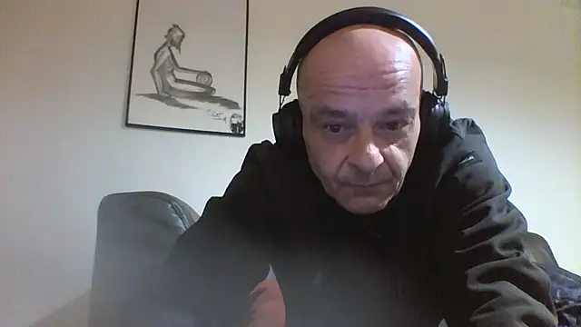 horndude187187 online show from 01/14/25, 09:41