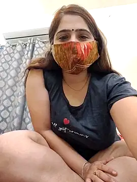 shreya1765 online show from 09/18/25, 11:34