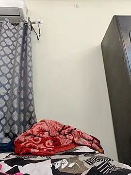 shreya1765 online show from 10/11/25, 11:20