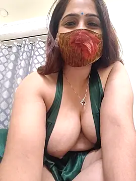 shreya1765 online show from 11/12/25, 10:15