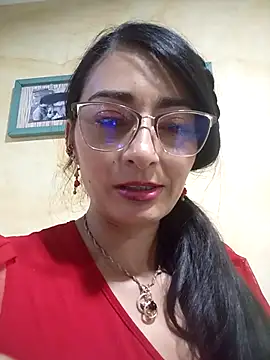 Snapshot of BELLA--26 chatting on 02/22/25, 12:16 BELLA--26 online show from 02/22/25, 12:16