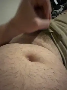 Snapshot of dragos211 chatting on 10/24/25, 10:17 dragos211 online show from 10/24/25, 10:17