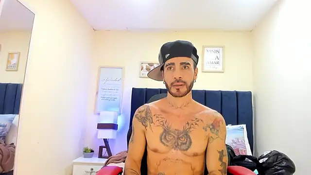 Snapshot of Lancelot_Benwick chatting on 09/13/25, 08:19 Lancelot Benwick online show from 09/13/25, 08:19