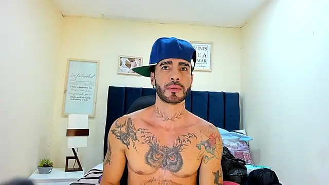 Snapshot of Lancelot_Benwick chatting on 09/14/25, 09:03 Lancelot Benwick online show from 09/14/25, 09:03