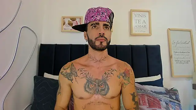 Snapshot of Lancelot_Benwick chatting on 10/06/25, 08:28 Lancelot Benwick online show from 10/06/25, 08:28