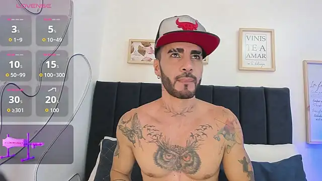 Snapshot of Lancelot_Benwick chatting on 10/14/25, 08:53 Lancelot Benwick online show from 10/14/25, 08:53