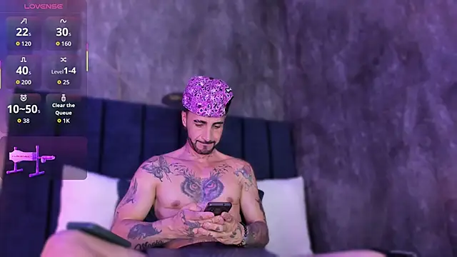 Snapshot of Lancelot_Benwick chatting on 11/26/25, 08:32 Lancelot Benwick online show from 11/26/25, 08:32