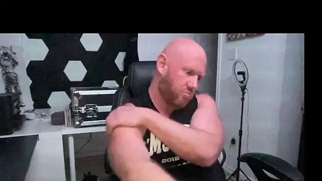 ozmit online show from 01/28/25, 05:54