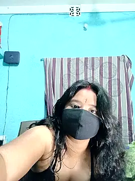 Snapshot of _MilkyBar chatting on 02/05/25, 05:09  MilkyBar online show from 02/05/25, 05:09