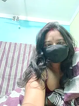 Snapshot of _MilkyBar chatting on 02/08/25, 06:01  MilkyBar online show from 02/08/25, 06:01