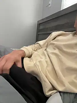 leisurelycriminal online show from 10/13/25, 04:40