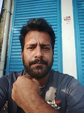 Snapshot of MAGNETICDADDY8 chatting on 09/20/25, 02:12 MAGNETICDADDY8 online show from 09/20/25, 02:12