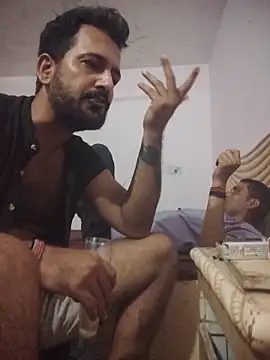 Snapshot of MAGNETICDADDY8 chatting on 09/20/25, 02:18 MAGNETICDADDY8 online show from 09/20/25, 02:18