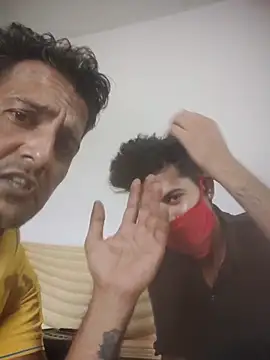 Snapshot of MAGNETICDADDY8 chatting on 10/05/25, 05:50 MAGNETICDADDY8 online show from 10/05/25, 05:50