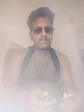 Snapshot of MAGNETICDADDY8 chatting on 10/28/25, 03:47 MAGNETICDADDY8 online show from 10/28/25, 03:47