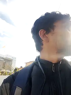 Snapshot of MAGNETICDADDY8 chatting on 11/30/25, 04:16 MAGNETICDADDY8 online show from 11/30/25, 04:16