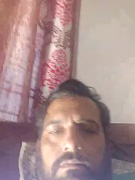 Snapshot of MAGNETICDADDY8 chatting on 12/01/25, 02:49 MAGNETICDADDY8 online show from 12/01/25, 02:49