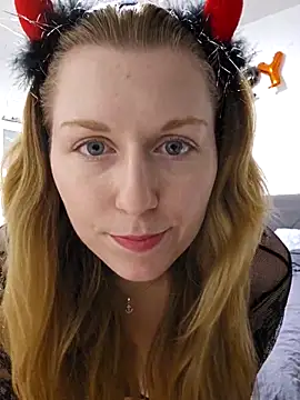 SexyJoanne online show from 10/30/25, 04:52