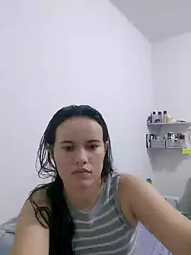 Snapshot of camillebr chatting on 01/03/25, 09:47 camillebr online show from 01/03/25, 09:47