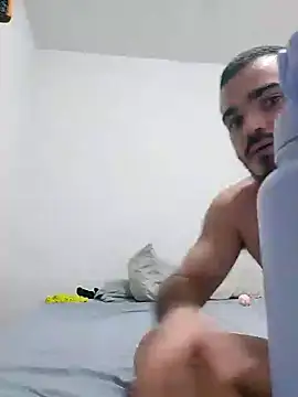 Snapshot of camillebr chatting on 01/11/25, 10:07 camillebr online show from 01/11/25, 10:07