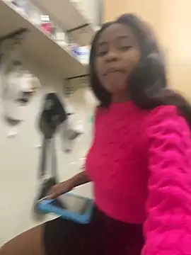 Snapshot of Alana-Castillo chatting on 01/18/25, 03:38 Alana-Castillo online show from 01/18/25, 03:38