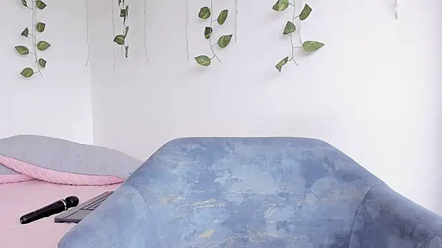 Laurensmith9 online show from 07/14/26, 03:18