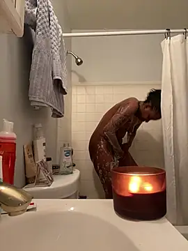 Snapshot of Yoshibaby2670 chatting on 01/28/25, 01:16 Yoshibaby2670 online show from 01/28/25, 01:16