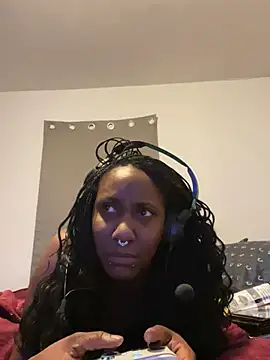 Snapshot of Yoshibaby2670 chatting on 02/04/25, 04:15 Yoshibaby2670 online show from 02/04/25, 04:15