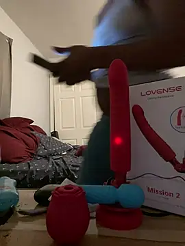 Snapshot of Yoshibaby2670 chatting on 02/08/25, 04:25 Yoshibaby2670 online show from 02/08/25, 04:25