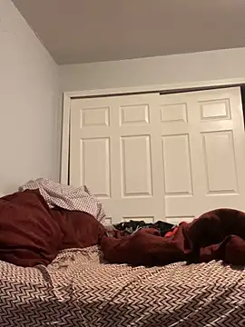 Snapshot of Yoshibaby2670 chatting on 02/18/25, 07:43 Yoshibaby2670 online show from 02/18/25, 07:43