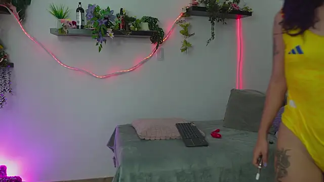 bri cullen online show from 06/18/26, 01:39