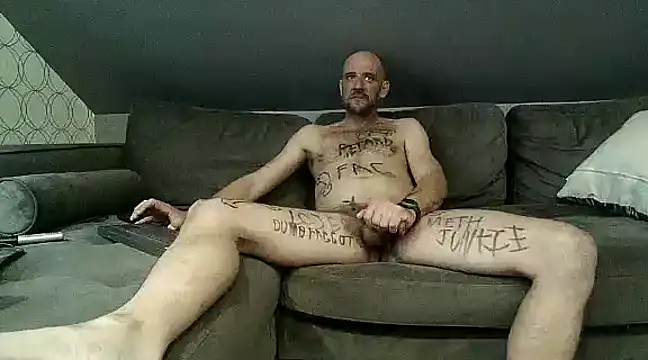 Snapshot of torontofag2use chatting on 01/25/25, 03:09 torontofag2use online show from 01/25/25, 03:09