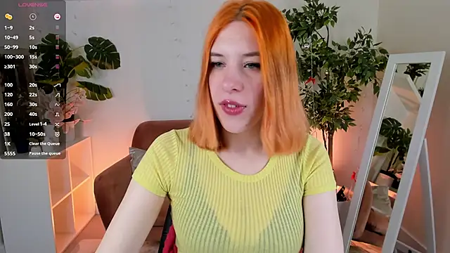 Mikka Blush online show from 01/11/25, 09:15