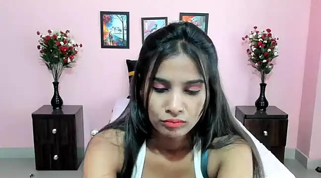 Snapshot of Melis_Sandra chatting on 03/11/25, 09:56 Melis Sandra online show from 03/11/25, 09:56