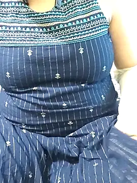 mallupriyapriya online show from 07/07/26, 05:43