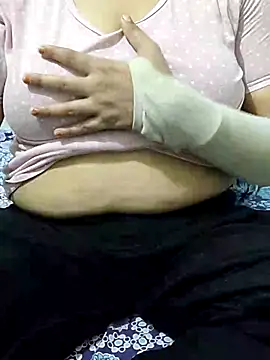 mallupriyapriya online show from 07/18/26, 08:40