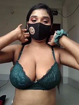 Beauty Queen02 online show from 03/08/25, 08:55