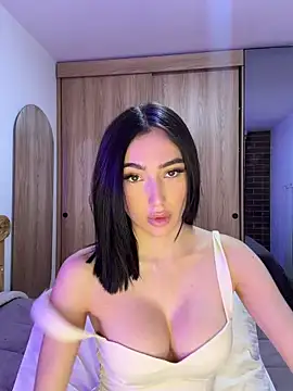 Maddy Jones online show from 05/28/26, 12:52