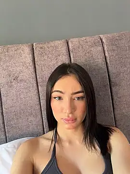 Maddy Jones online show from 06/24/26, 05:56