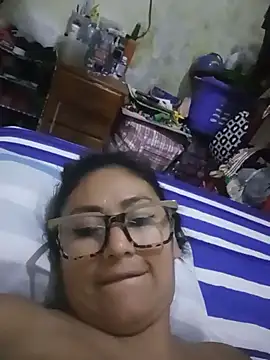 Snapshot of acuarela chatting on 01/13/25, 08:58 acuarela online show from 01/13/25, 08:58