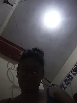 Snapshot of acuarela chatting on 01/21/25, 05:05 acuarela online show from 01/21/25, 05:05