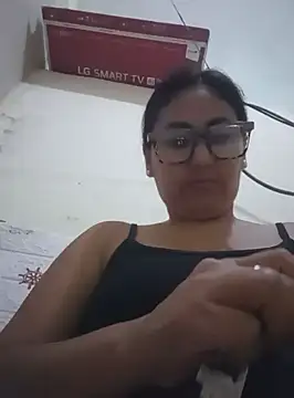 Snapshot of acuarela chatting on 01/29/25, 03:44 acuarela online show from 01/29/25, 03:44