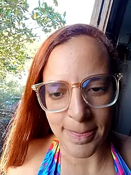 AliceRuivinha2 online show from 05/05/26, 10:34
