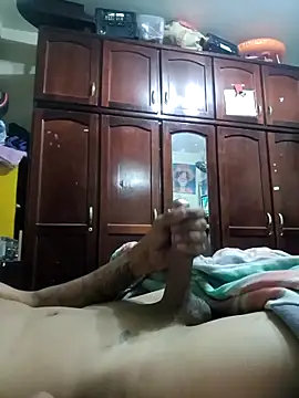 Snapshot of Kekel24cm chatting on 09/25/25, 03:21 Kekel24cm online show from 09/25/25, 03:21