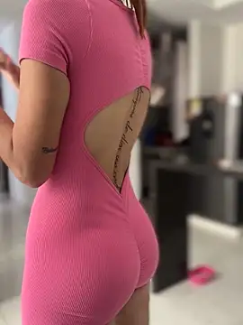 Samantha bigboobs online show from 10/03/25, 05:21