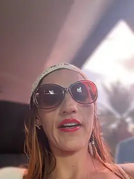Samantha bigboobs online show from 05/22/26, 02:12