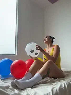 Samantha bigboobs online show from 07/07/26, 04:44
