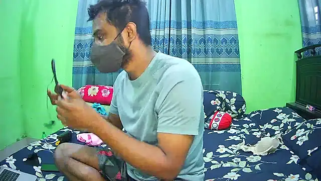 Snapshot of Hot_Nila chatting on 11/20/25, 02:56 Hot Nila online show from 11/20/25, 02:56