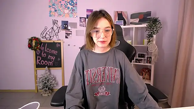 MiniSofy online show from 01/08/25, 04:44